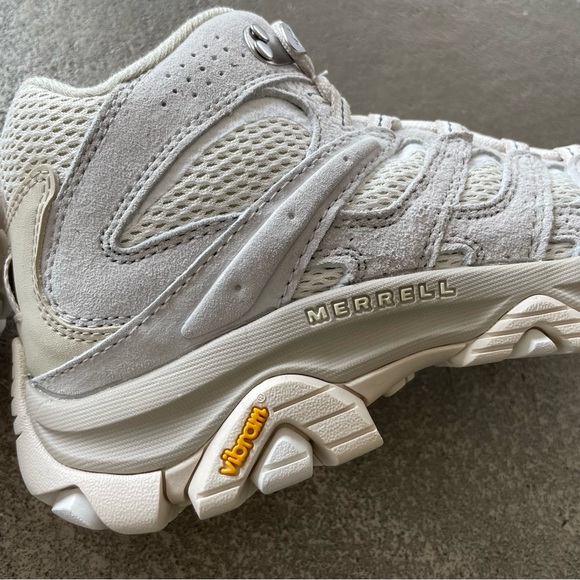 Merrell Moab 3 Mid Light Gray Hiking Booties in Oyster - Picture 6 of 11